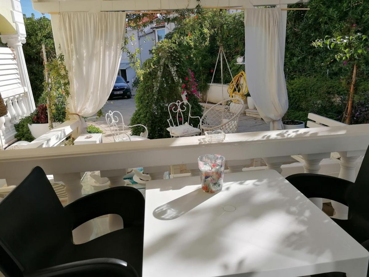 Studio Apartman Villa Juras Baska  Bagian luar foto